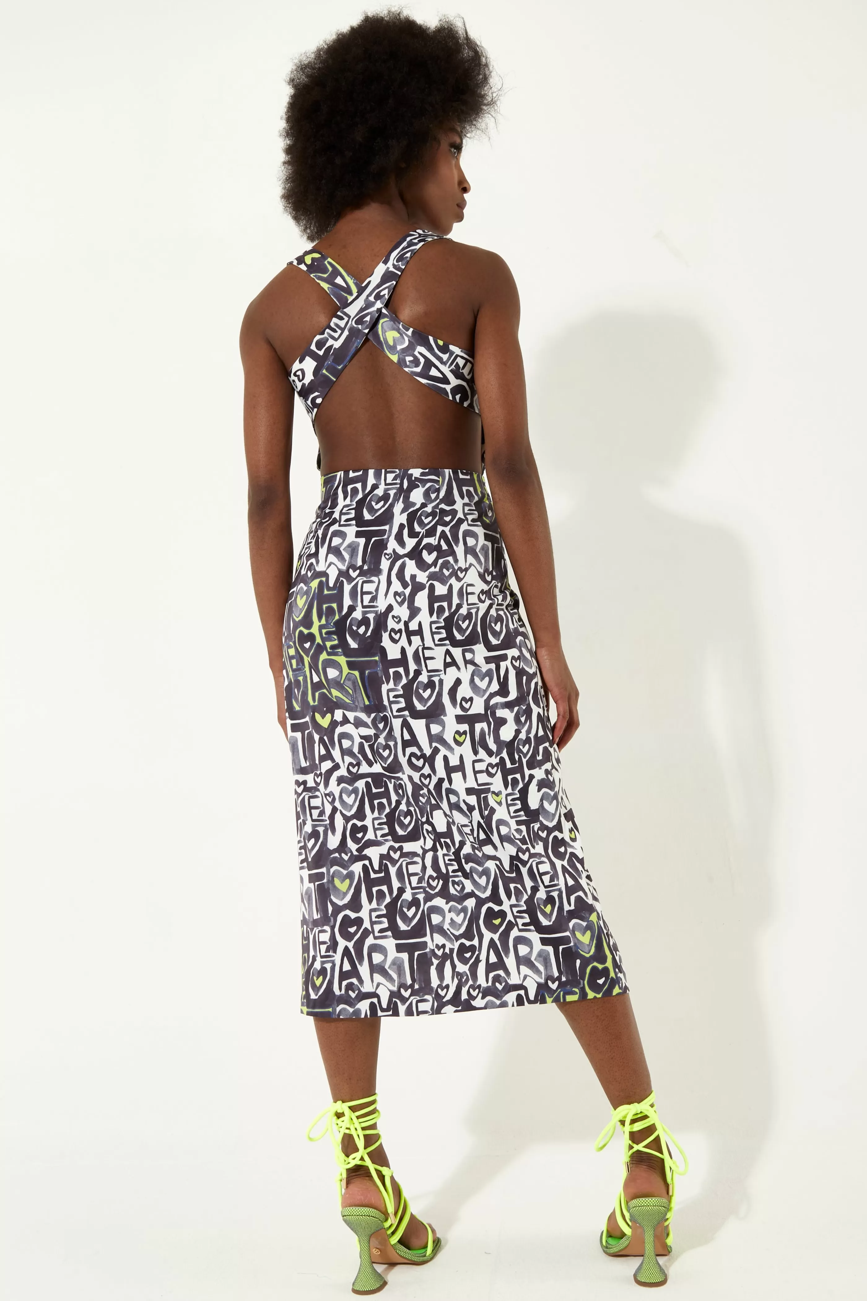 Discount Abstract Print Midi Dress With An Open Crossed Back D Dresses | Dresses