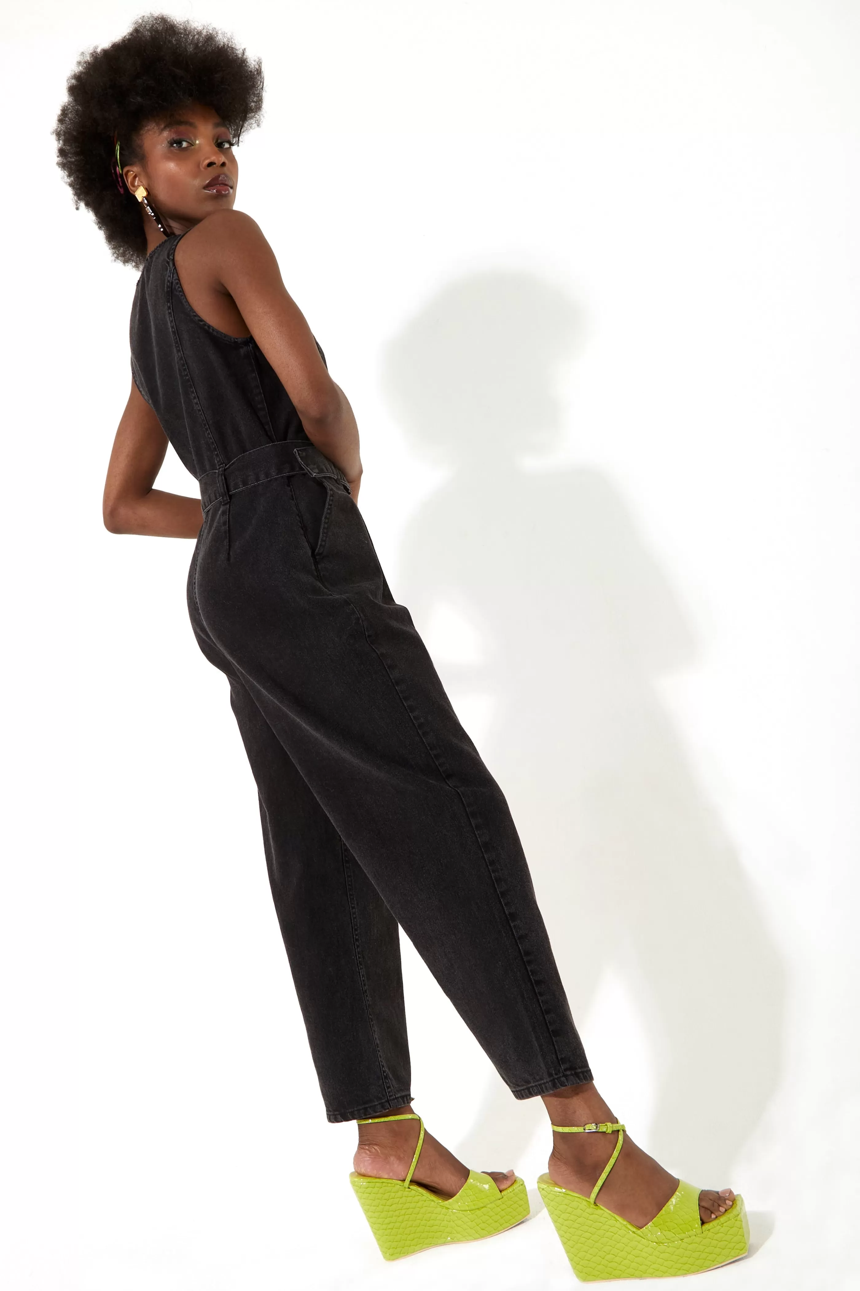 Online 90’s Look Denim Jumpsuit With A Belt And Tortoi Denim