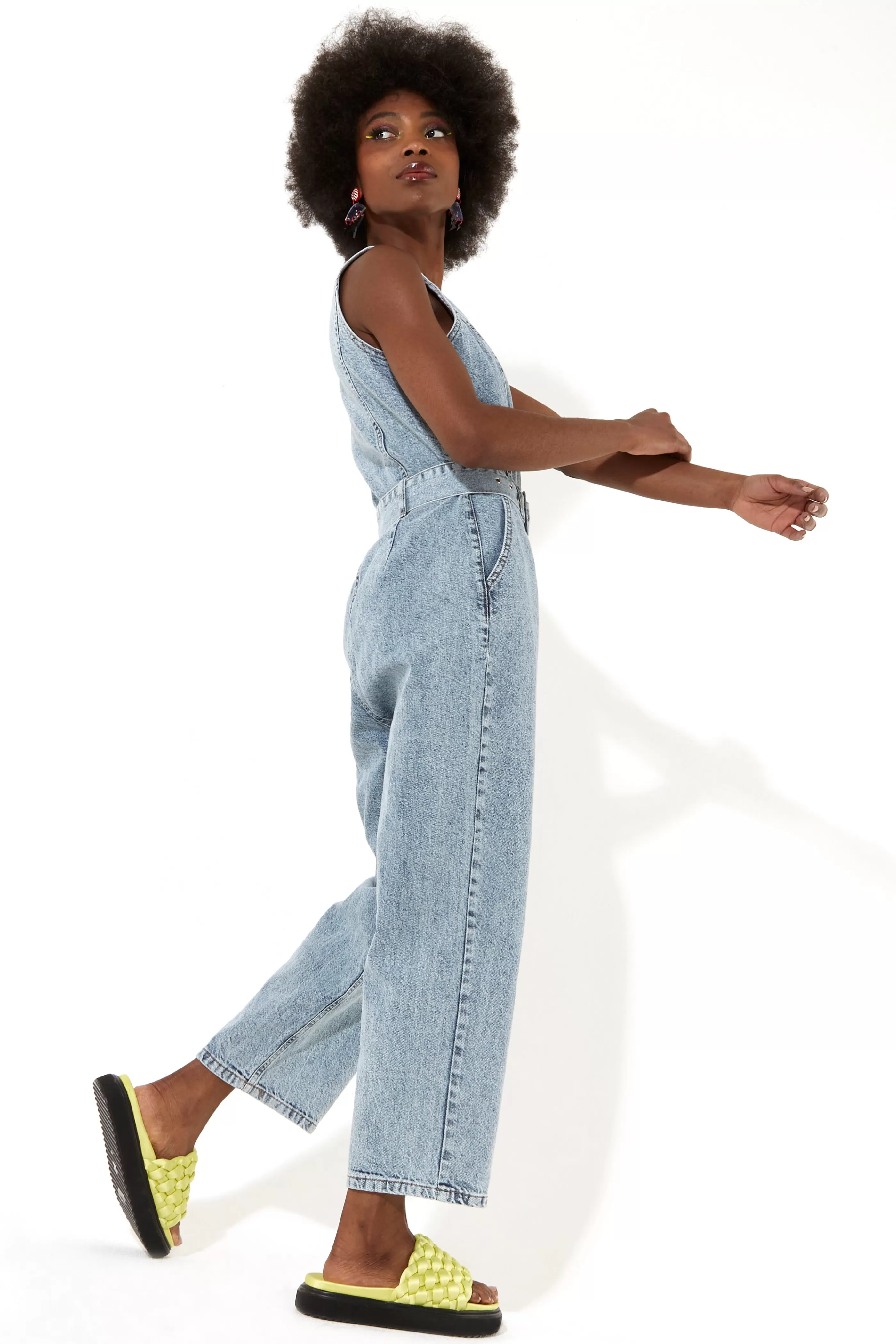 Discount 90’s Look Denim Jumpsuit With A Belt And Tortois Denim