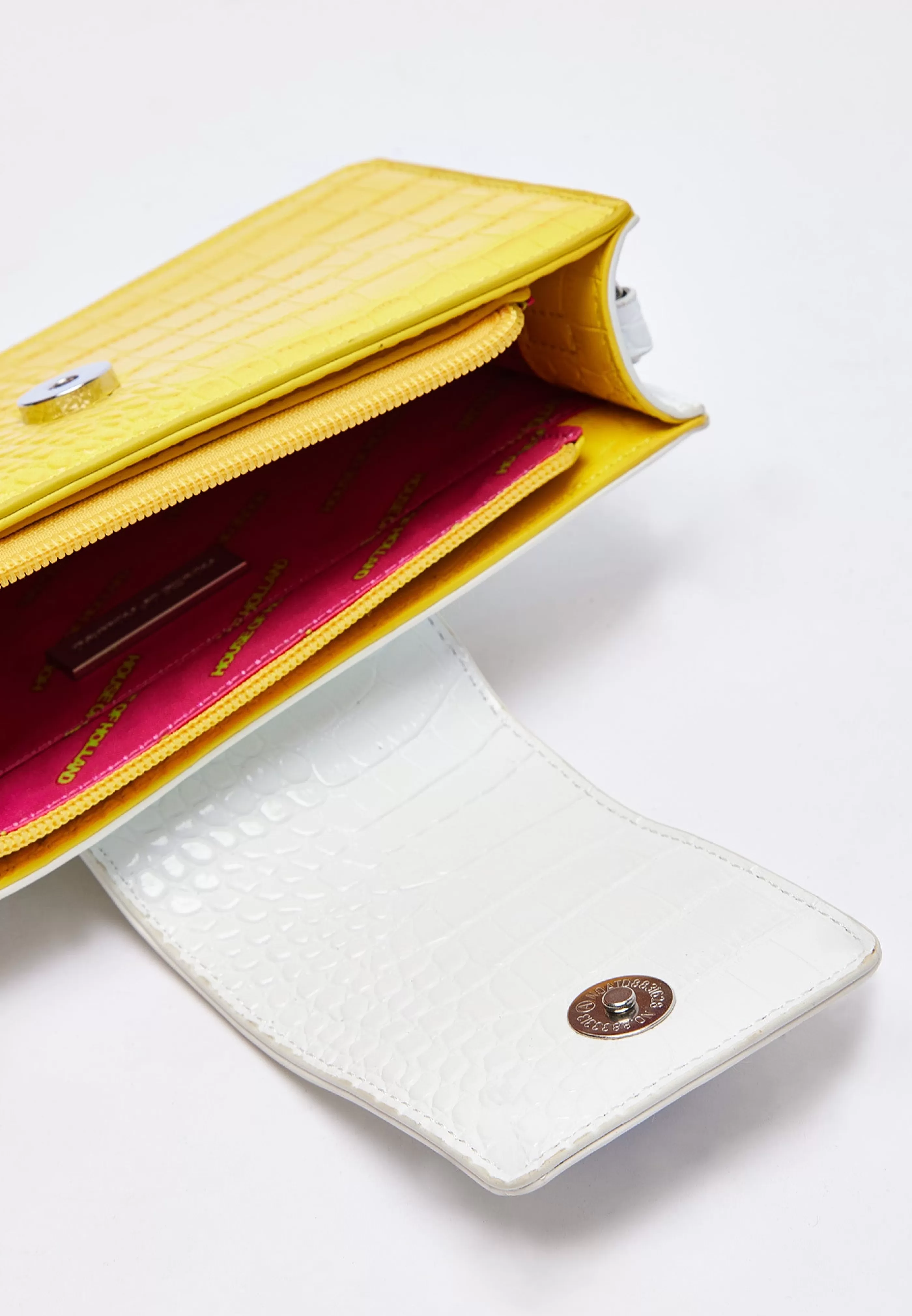 Outlet Small Crossbody Bag In And White With Printed Bags and Wallets | Bags and Wallets